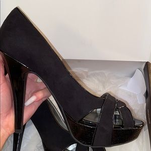 🆕GUESS HEELS🆕